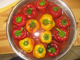 cooking in israel, israeli recipes, stuffed peppers